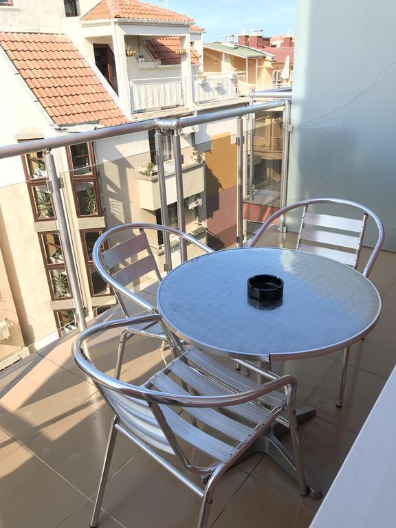 Red House Guest House 네세부르 외부 사진